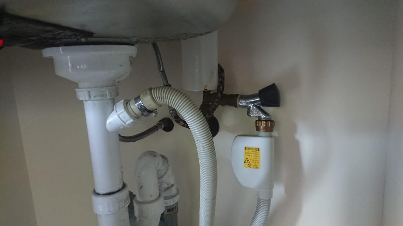 lekkage gootsteen Ommen